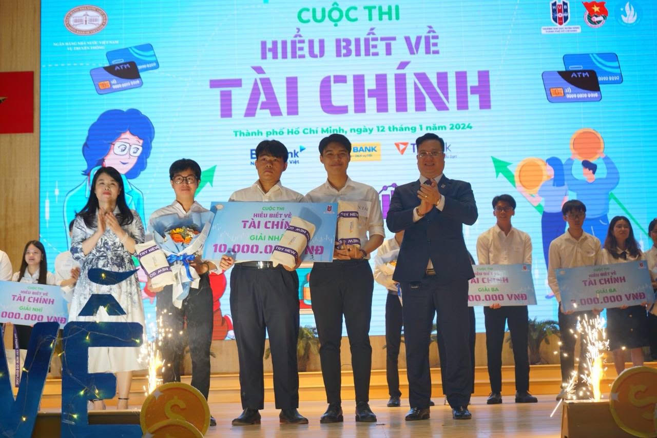 Hơn 1.600 sinh viên tham gia cuộc thi “Hiểu biết về tài chính” tại Trường Đại học Ngân hàng TP HCM