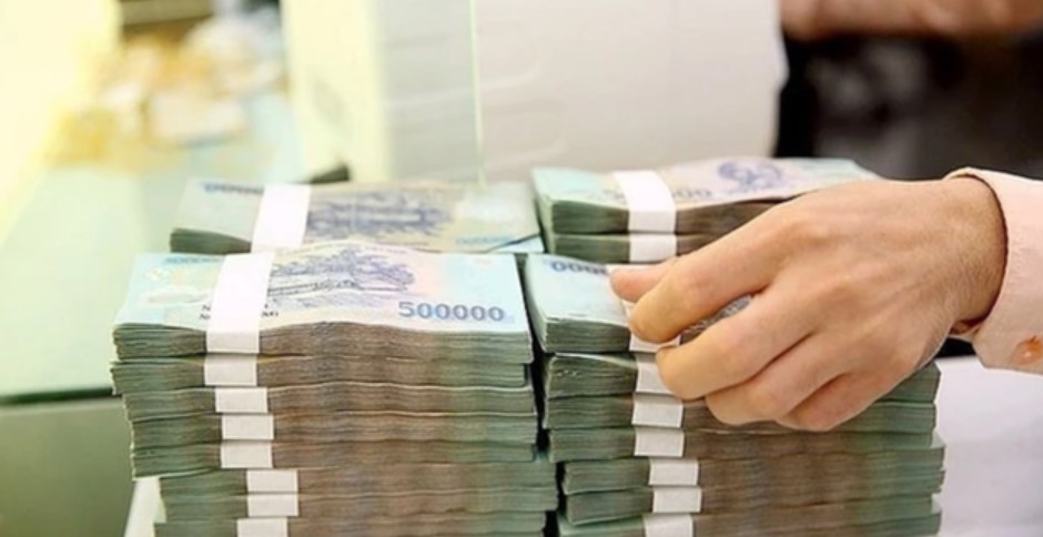 Lãi suất huy động vừa lập đáy, vừa lập đỉnh 11%