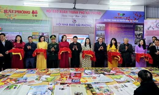 Hội Nhà báo TP Hải Phòng tổ chức khai mạc Hội báo Xuân Giáp Thìn 2024
