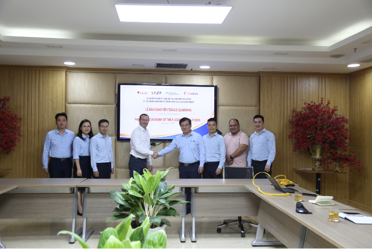 Hình ảnh: “Dòng chảy” chuyển đổi số tại Co-opBank số 1