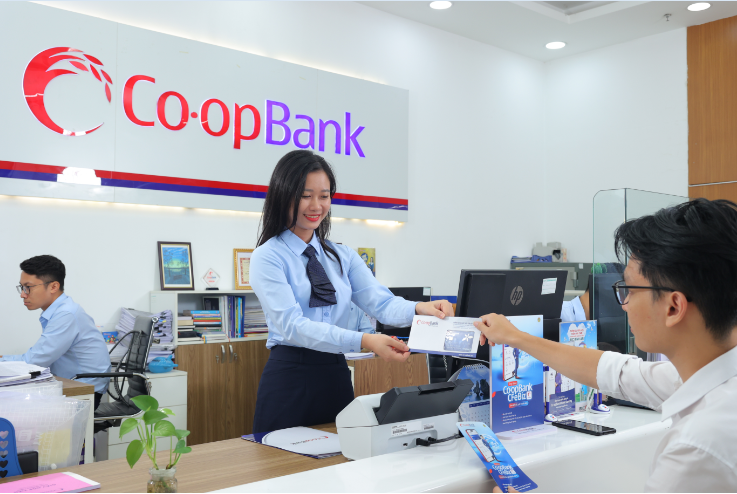 Hình ảnh: “Dòng chảy” chuyển đổi số tại Co-opBank số 3