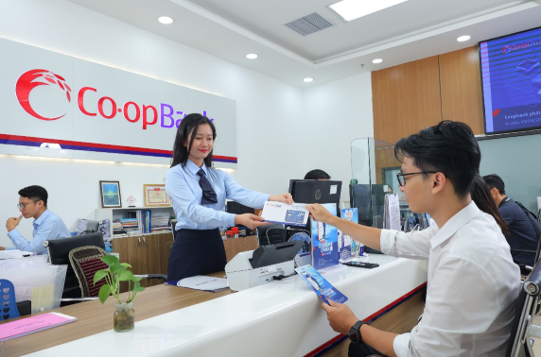 Co-opBank - 30 năm Vững bước vươn xa - ảnh 2 Hình ảnh: Co-opBank - 30 năm Vững bước vươn xa số 2