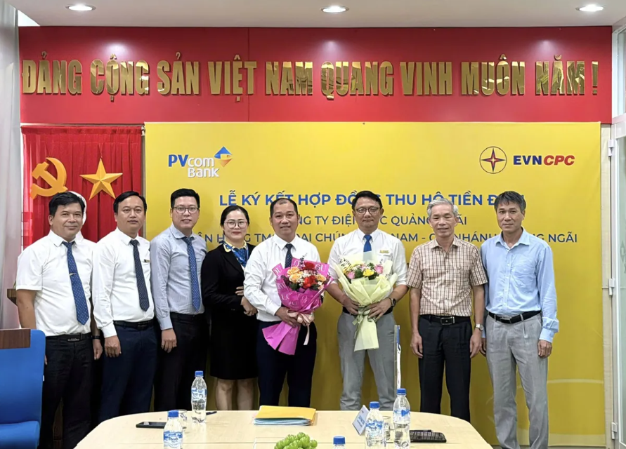 Hình ảnh: PVcomBank hợp tác với Điện lực Quảng Ngãi triển khai dịch vụ thu hộ tiền điện số 1