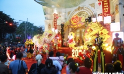 Các cửa hàng vàng tung ra hàng loạt hoạt động náo nhiệt chào đón ngày vía Thần Tài