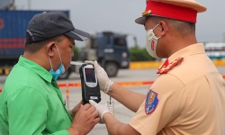 Người dân TP HCM dần hình thành thói quen \