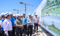 Thủ tướng: Phấn đấu hoàn thành vượt tiến độ các công trình, dự án trọng điểm ngành giao thông