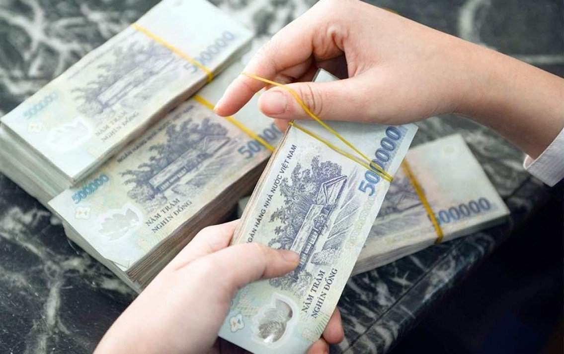 Nhìn vào số seri sẽ biết được năm sản xuất của tờ tiền