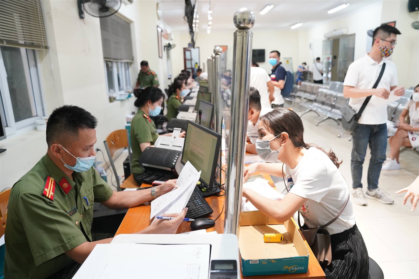 Mua bán trái phép hóa đơn là hành vi trái pháp luật, có thể bị phạt tù 7 năm