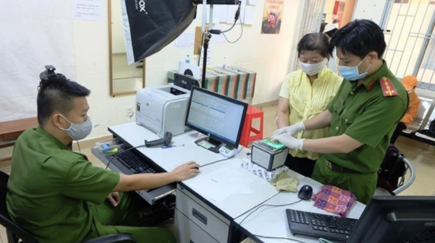 Tạm ngưng cấp căn cước công dân một tuần tại TP HCM