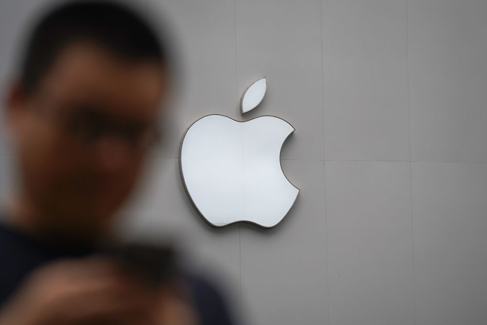 Apple cảnh báo người dùng iPhone về phần mềm gián điệp
