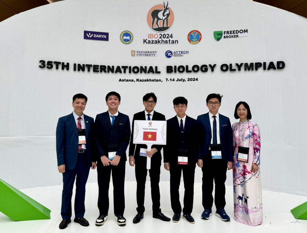 Học sinh Việt Nam lập kỷ lục tại Olympic Sinh Học quốc tế