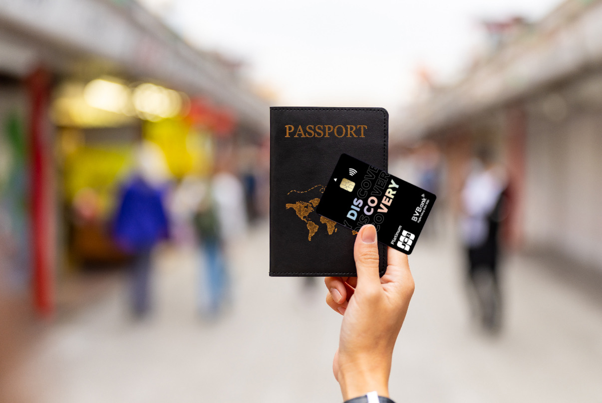 Nên chọn loại thẻ tín dụng nào cho tín đồ xê dịch?