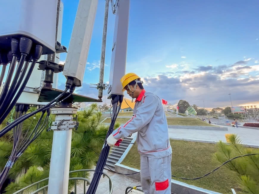 Viettel - Nhà mạng đầu tiên tại Việt Nam triển khai thành công mạng 5G độc lập - 5G Standalone (SA)