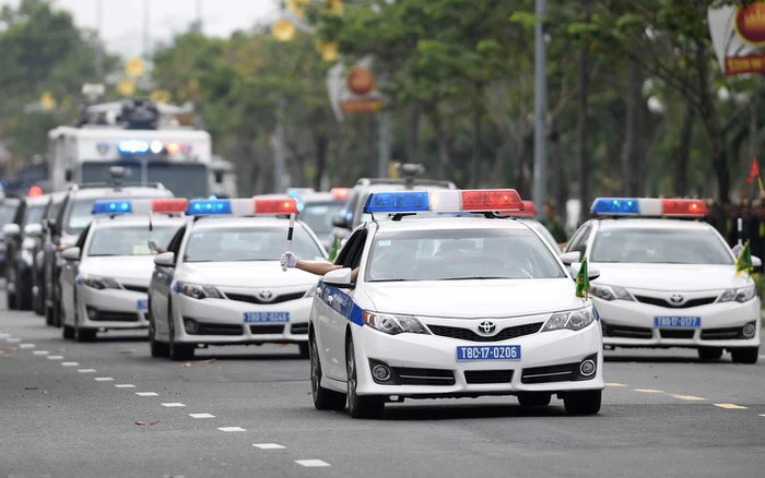 Những đối tượng nào được miễn thu phí sử dụng đường bộ cao tốc?