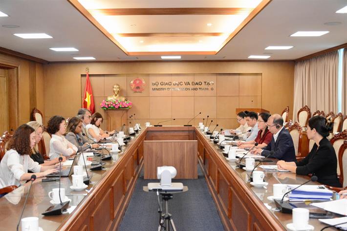 Thúc đẩy hợp tác với Ngân hàng Thế giới để phát triển giáo dục mầm non