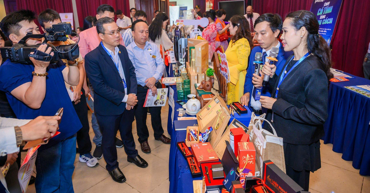 Cần phát huy vai trò báo chí đồng hành với doanh nghiệp