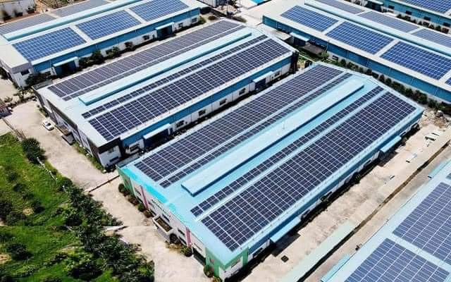 Doanh nghiệp chuyển dịch nhanh sang năng lượng tái tạo