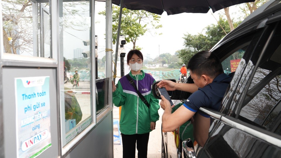 Hà Nội mở rộng trông giữ xe không tiền mặt trên toàn thành phố từ 2025