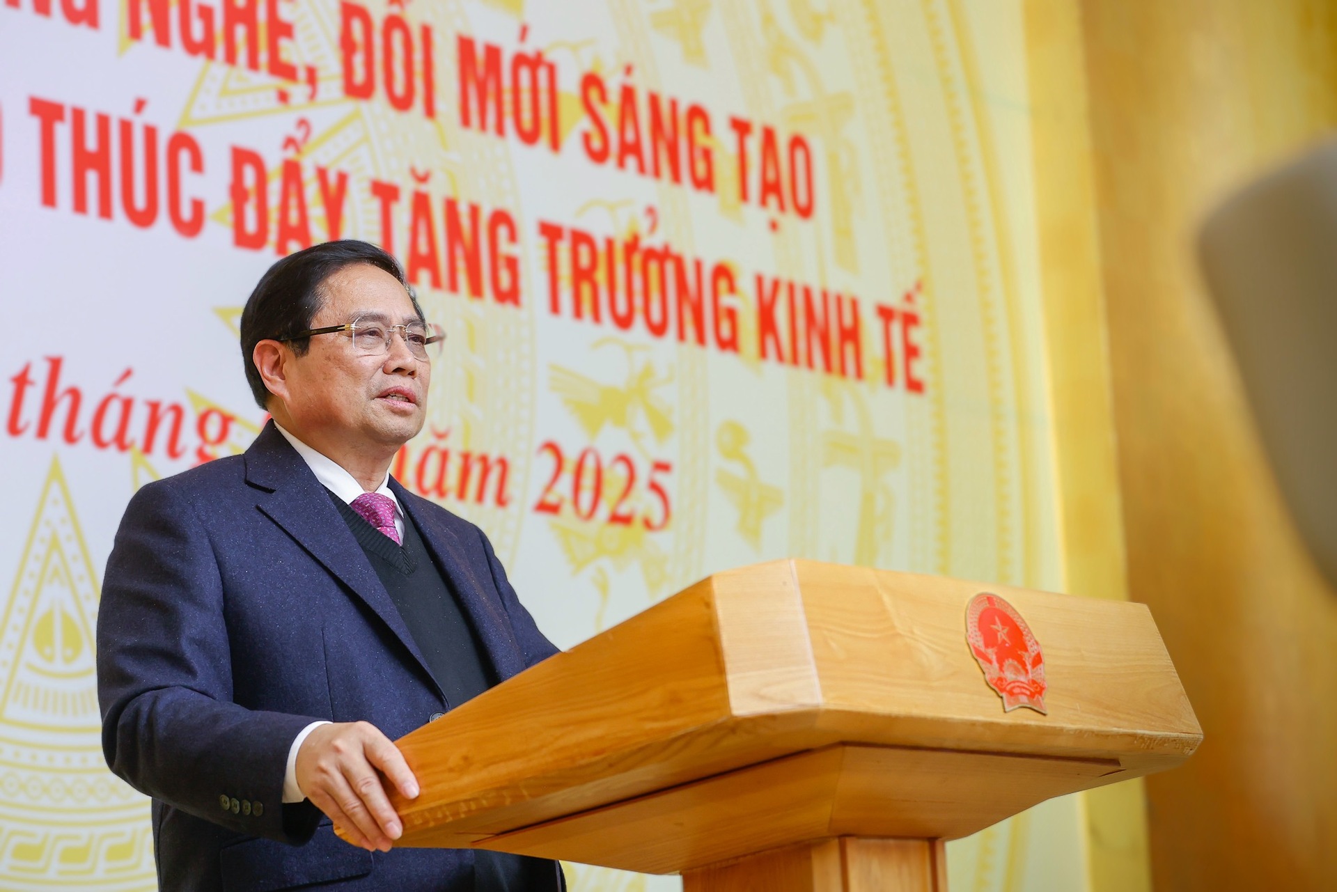 Chuyển giao công nghệ nguồn, công nghệ lõi, tiên tiến để \'xoay chuyển tình thế, thay đổi trạng thái\' nhanh nhất
