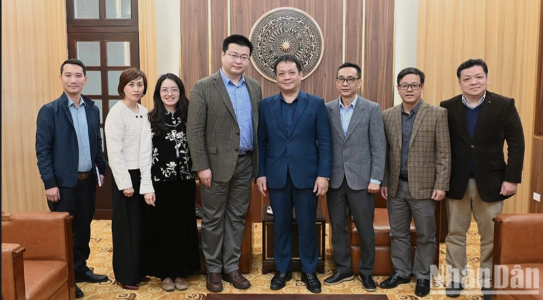 Báo Nhân Dân và Tân Hoa Xã hợp tác, trao đổi kinh nghiệm công tác thông tin, tuyên truyền