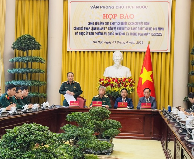 Công bố Lệnh của Chủ tịch nước về Pháp lệnh Quản lý, bảo vệ Khu di tích Lăng Chủ tịch Hồ Chí Minh