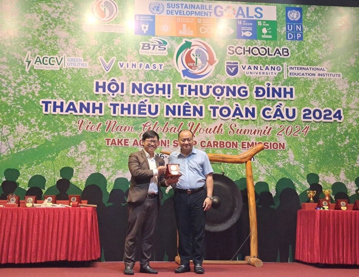 Phát triển nền công nghiệp năng lượng tái tạo từ góc nhìn đại chiến lược