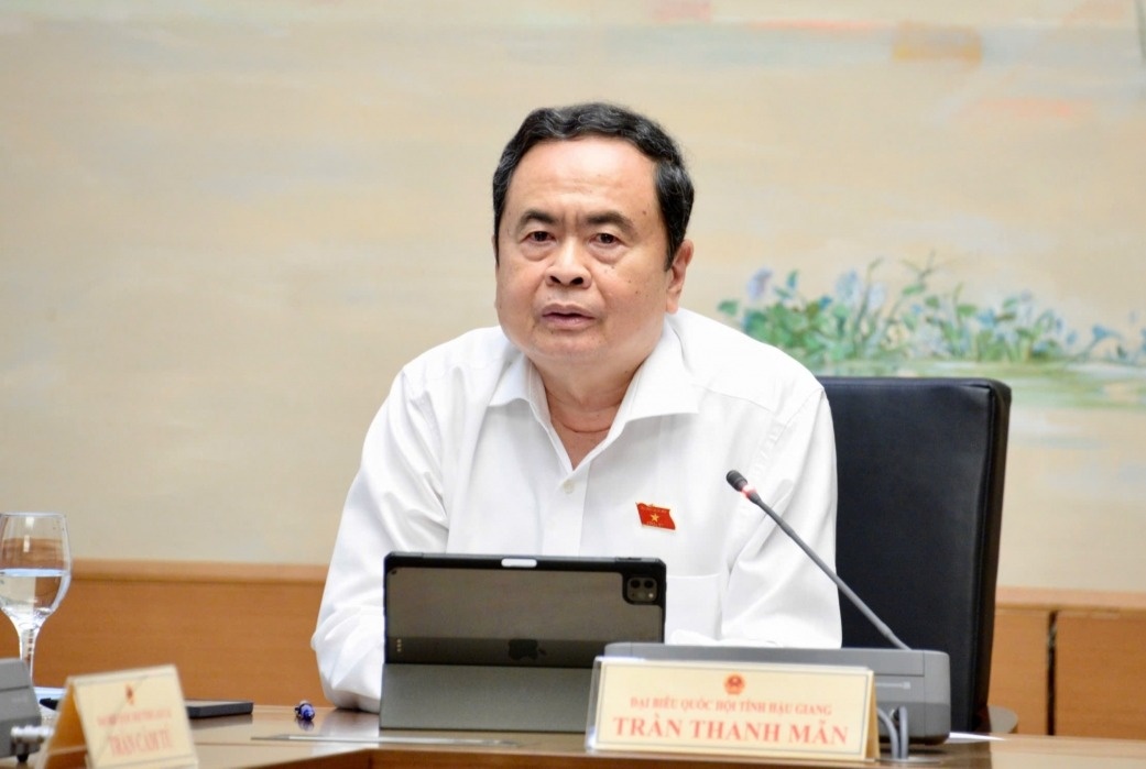 Quốc hội đồng hành Chính phủ cải cách thể chế