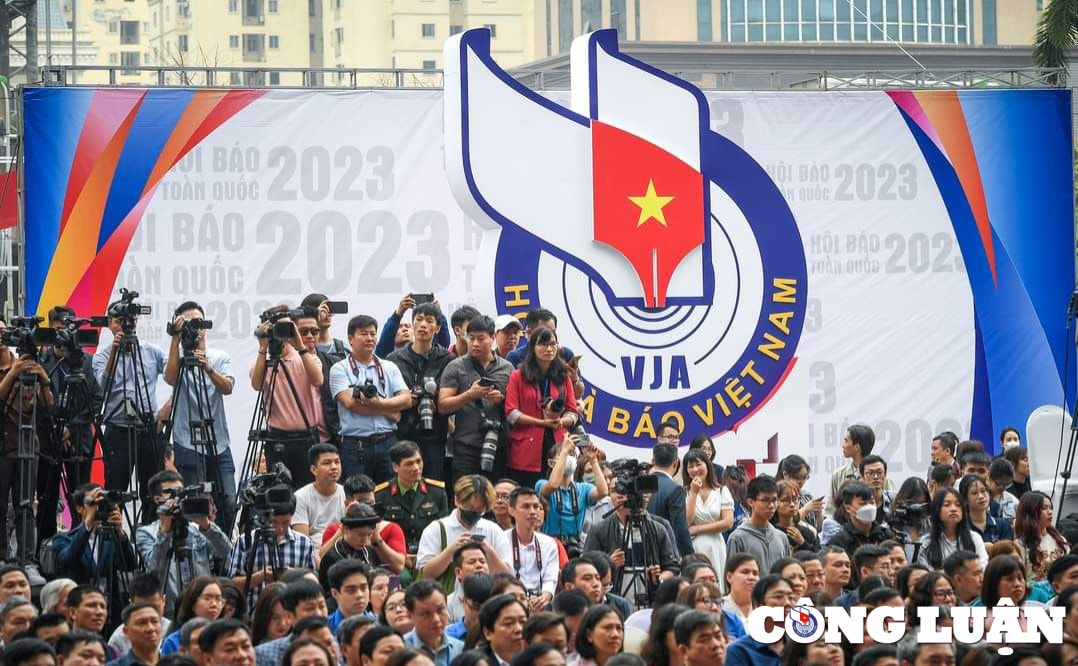 Chuẩn bị sửa đổi Luật Báo chí: Siết chặt quản lý, mở rộng quyền tiếp cận thông tin