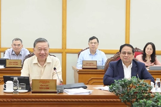 Bộ Chính trị chỉ đạo rà soát toàn diện chế độ cán bộ và tổ chức bộ máy sau sắp xếp đơn vị hành chính