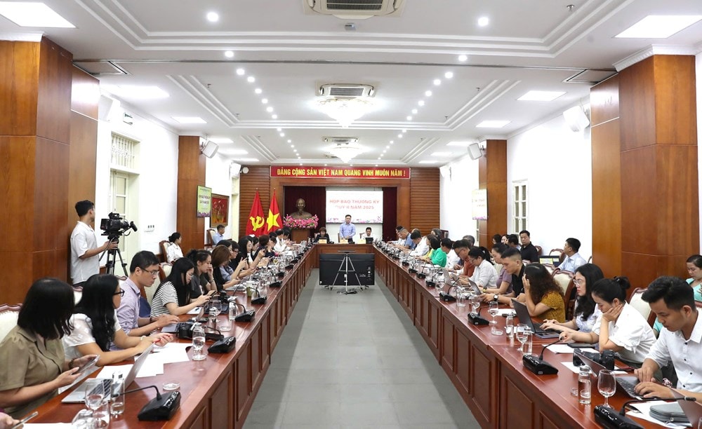 Chấn chỉnh hoạt động phát thanh, truyền hình và mạng xã hội, phối hợp xử lý các vi phạm...