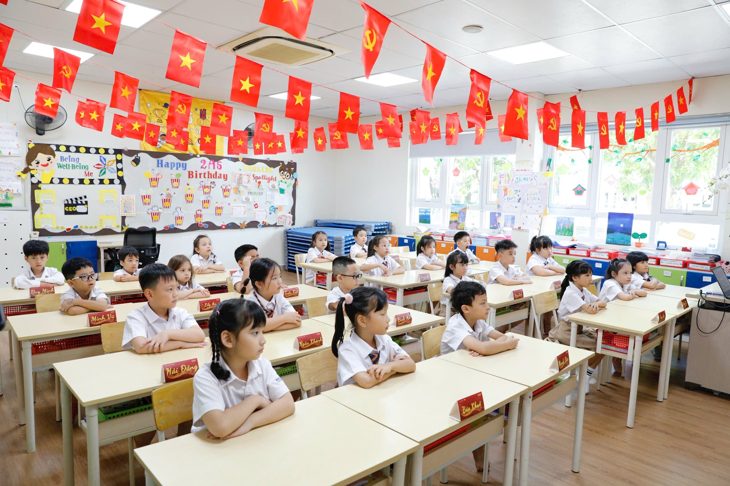 Học 2 buổi một ngày: Phụ huynh lo con học buổi 2 “hình thức”