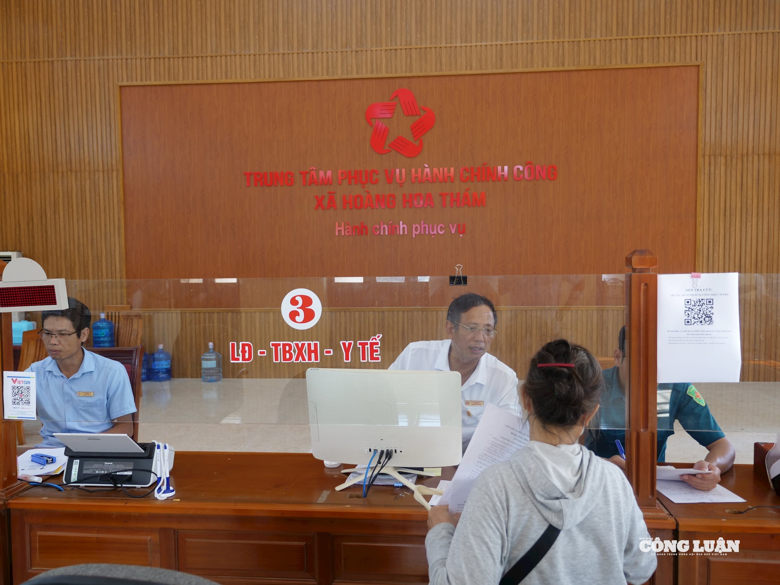 Bố trí bình quân 2 cấp phó tại phòng chuyên môn, Trung tâm Phục vụ hành chính công cấp xã