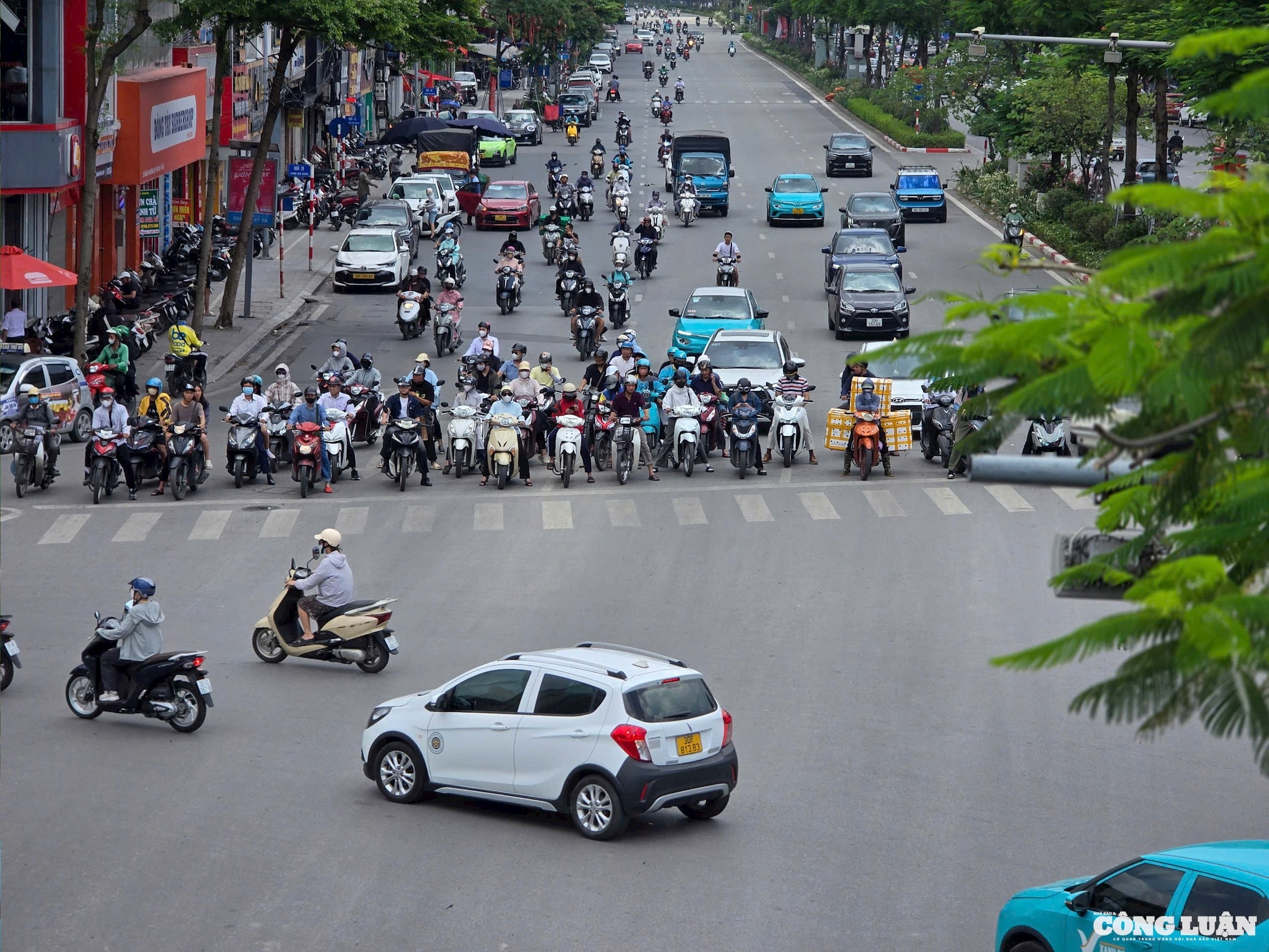 Chuyển đổi xe máy xăng ở Vành đai 1: Hà Nội lên phương án hỗ trợ người dân ra sao?