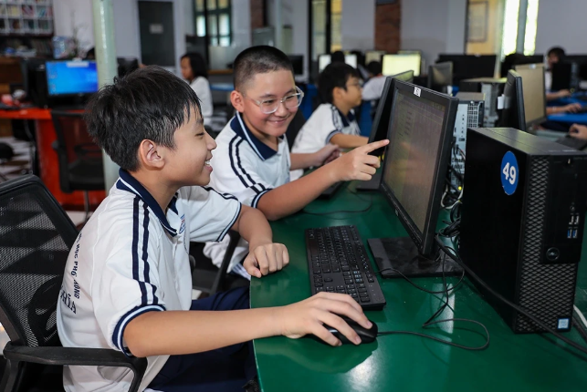 Lần đầu tiên trí tuệ nhân tạo được dạy cho học sinh từ lớp 1