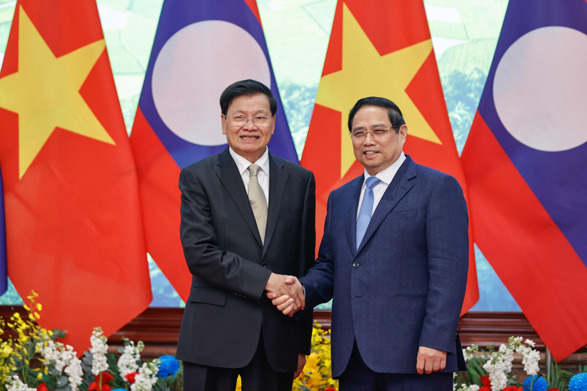 Việt Nam – Lào tăng cường phối hợp, thúc đẩy thương mại song phương hướng tới 5–10 tỷ USD