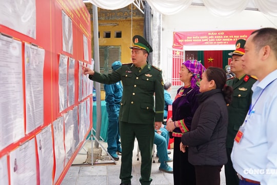 Tính đến 23 giờ ngày 15/3, tỷ lệ cử tri đi bầu cử là 99,68%