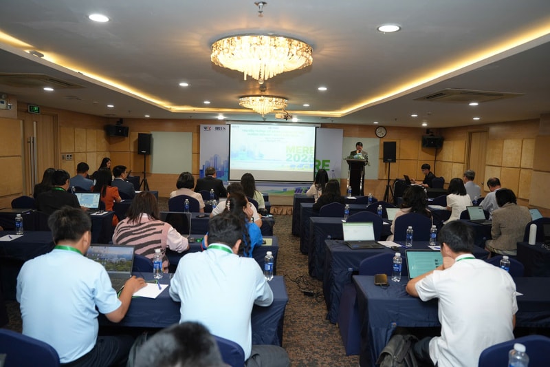 Nâng cao vai trò \'ngọn hải đăng\' của báo chí trong tiến trình Net Zero