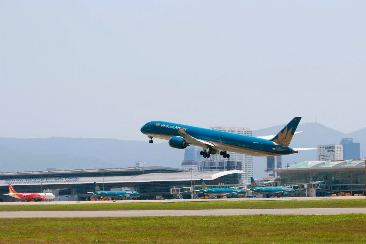 Từ ngày 1/4, hàng không Việt Nam tạm dừng khai thác nhiều đường bay