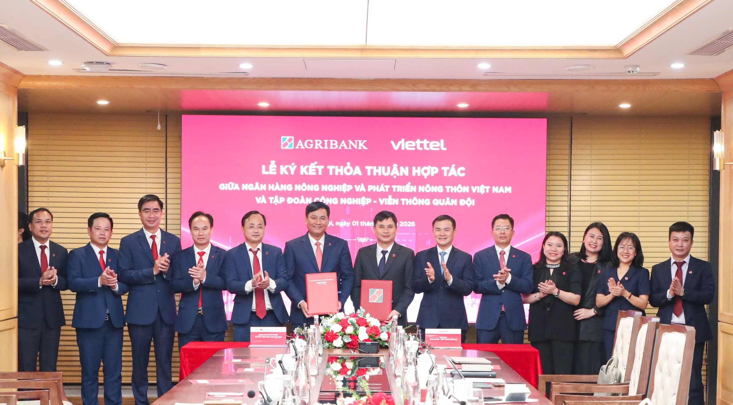 Agribank và Viettel ký kết thỏa thuận hợp tác, kết nối sức mạnh vì tương lai số