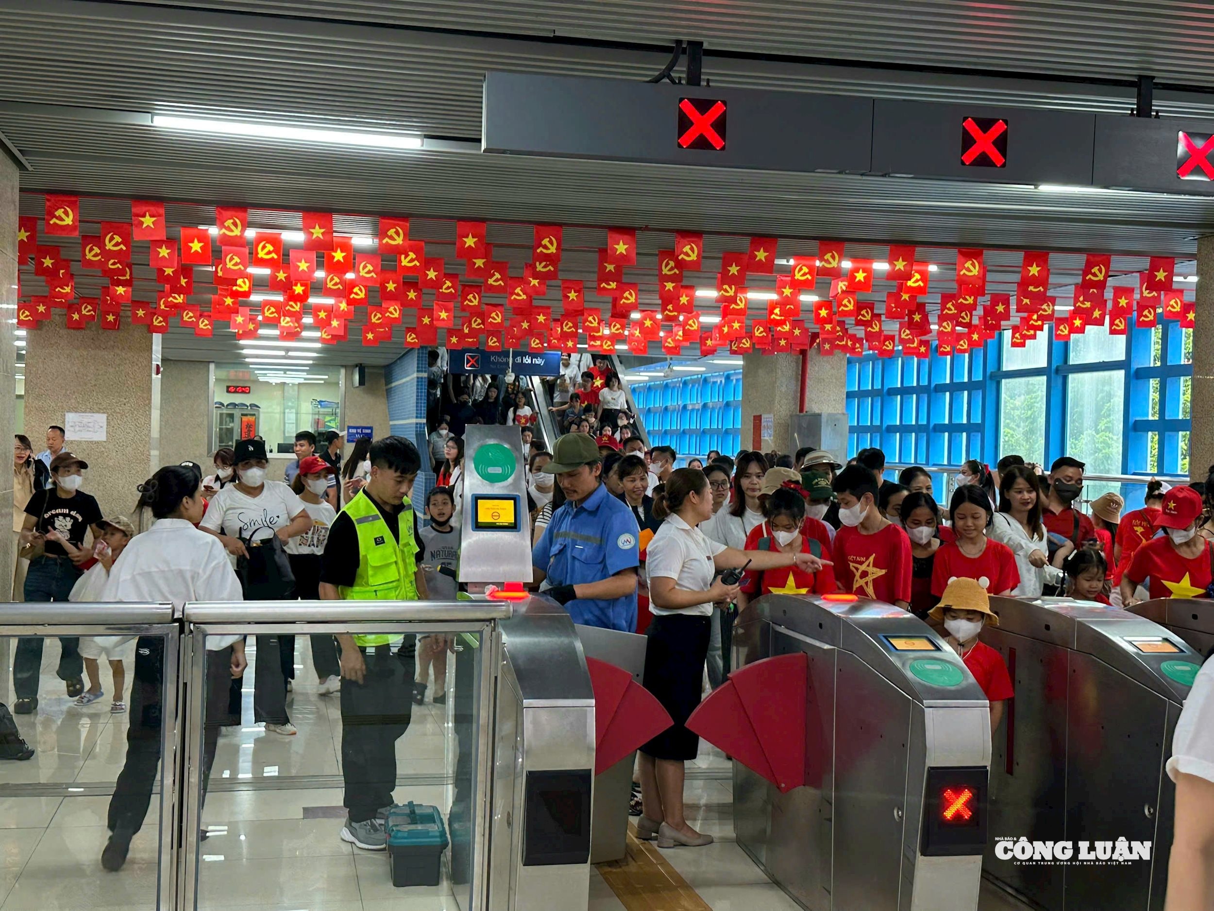Hà Nội miễn phí vé đi xe buýt, metro dịp nghỉ lễ Giỗ Tổ và 30/4-1/5
