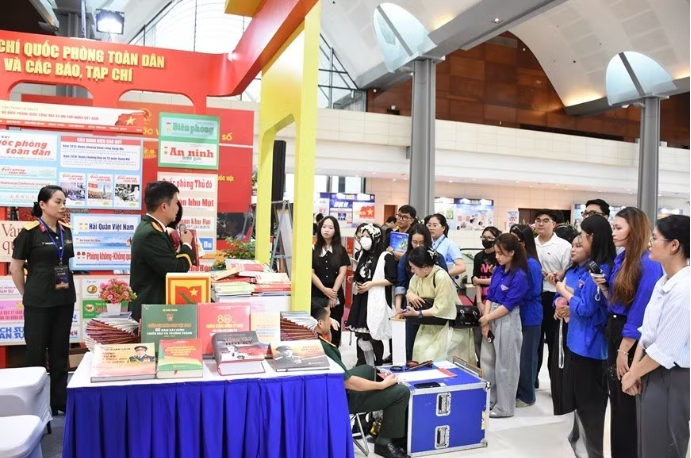 Điều chỉnh cơ chế phân bổ báo, tạp chí trong quân đội theo tổ chức mới