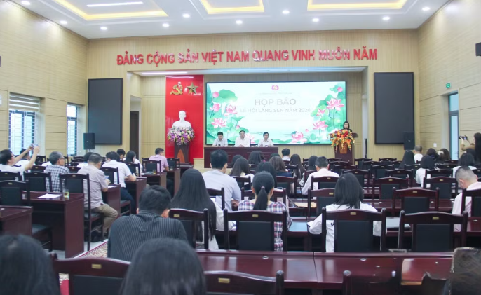 Báo chí Nghệ An tập trung tuyên truyền kỷ niệm 136 năm Ngày sinh Chủ tịch Hồ Chí Minh và loạt vấn đề nóng trong tháng 5/2026