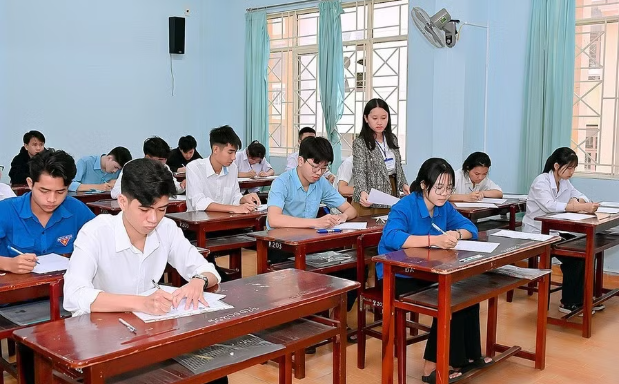 Kỳ thi tốt nghiệp THPT 2026: Đăng ký trực tuyến 100%, phòng chống gian lận công nghệ cao