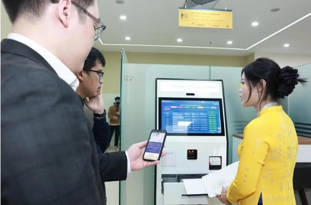 Bộ Khoa học và Công nghệ bãi bỏ 21 thủ tục hành chính, giao 9 thủ tục mới về địa phương
