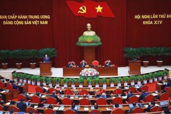 Hôm nay, Hội nghị lần thứ ba Ban Chấp hành Trung ương Đảng, khoá XIV bước sang ngày làm việc thứ hai