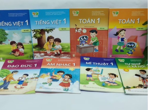 Một bộ sách giáo khoa chung cho cả nước: Từng bước hình thành cơ chế sử dụng sách giáo khoa tiết kiệm, hiệu quả