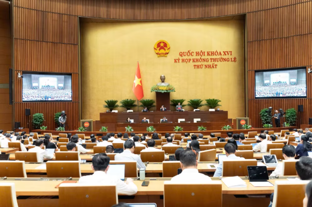 Hôm nay, Quốc hội thảo luận ở tổ về việc thành lập TP Quảng Ninh và TP Bắc Ninh